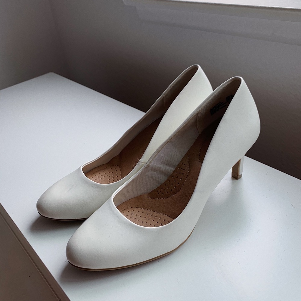 Payless white close-toed heels